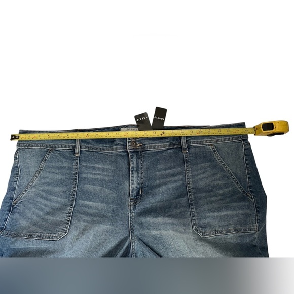 ⭐️NWT⭐️Torrid Flared Leg Blue Medium Wash Denim Jeans Womens Plus Size 28R - Picture 7 of 9